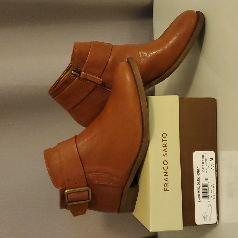 Franco Sarto Holmes Flat Ankle Zipper Buckle Boot in Dark Honey, 7.5